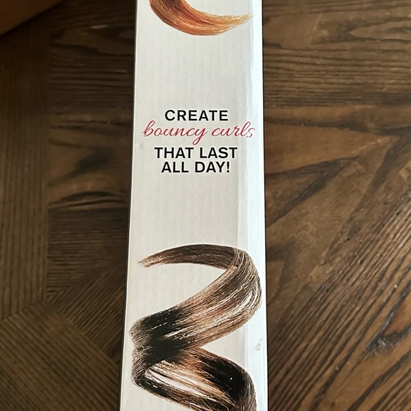 Chi Air Ca1038 Texture Tourmaline Ceramic Curling Iron 1 1/2 Inch, , Fire Red - Picture 7 of 9